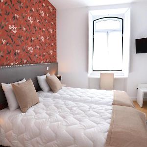 Glass Boutique - Rooms & Suites